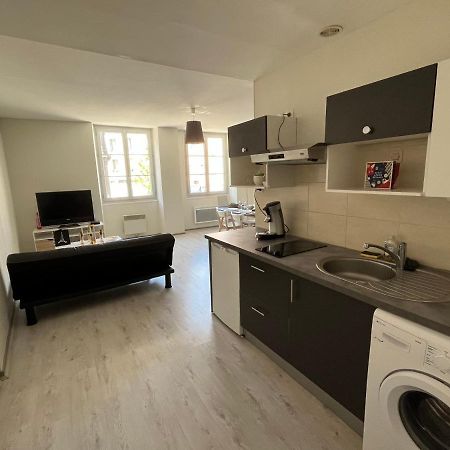 Appartement F2 Au Plein Centre Du Puy-En-Velay Le Puy-en-Velay Exterior photo